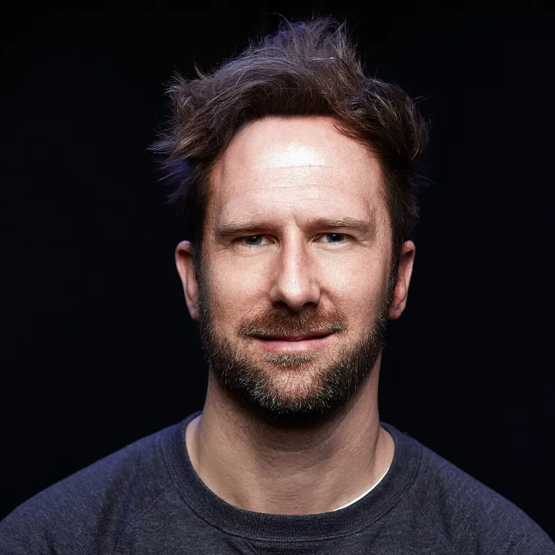 The Quiet Millionaires: How Solo Developers Are Beating VC-Backed Software Giants at Their Own Game